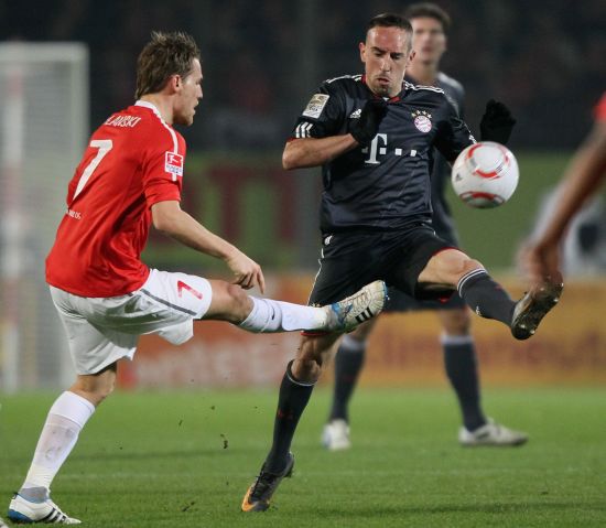 比赛让球迷 比赛让球迷