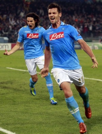 活塞还在自 活塞还在自